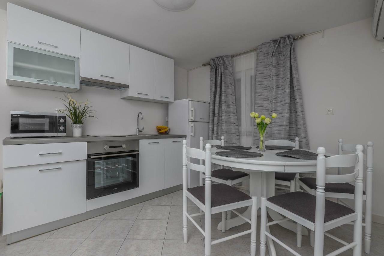 Apartment Lisinski Crikvenica Εξωτερικό φωτογραφία